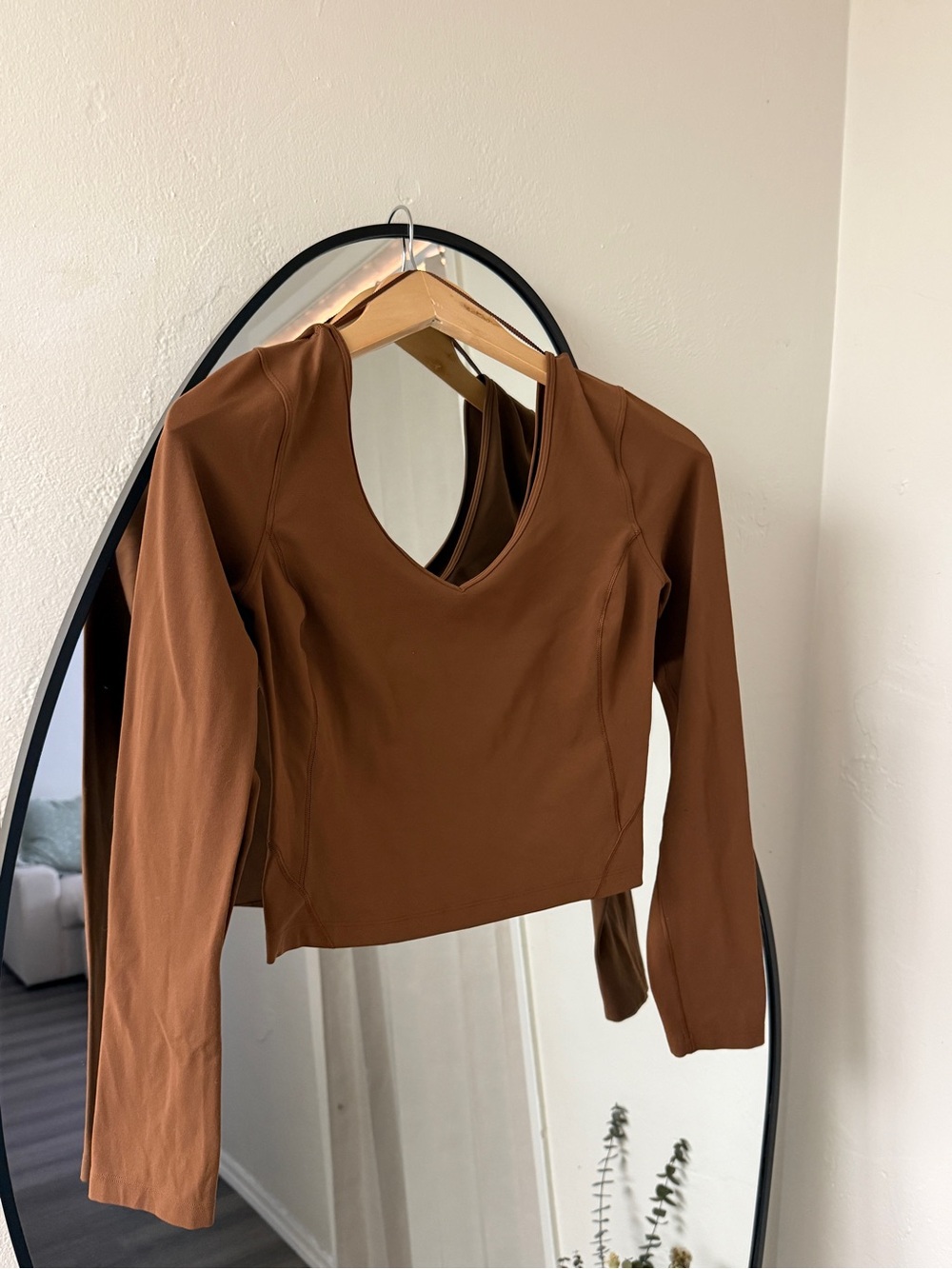 Lululemon Align Java Brown Long Sleeve Cropped Top Shirt - Picture 2 of 5